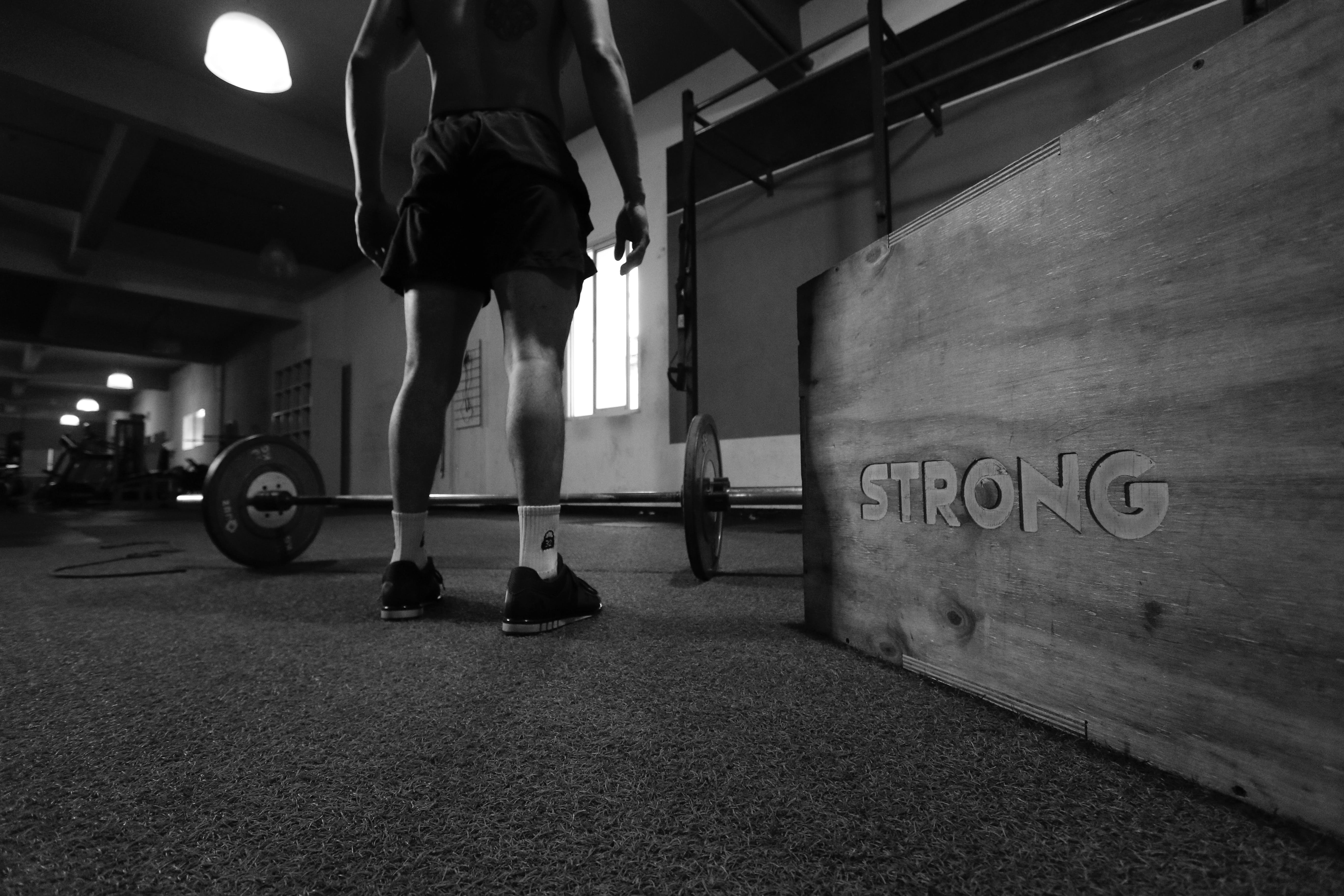 Bovenlichaam trainen? EZ curl bar workout (12 Oefeningen)